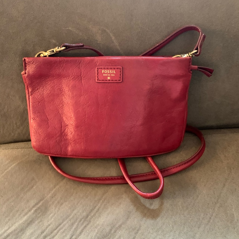 Red leather Fossil shoulder bag